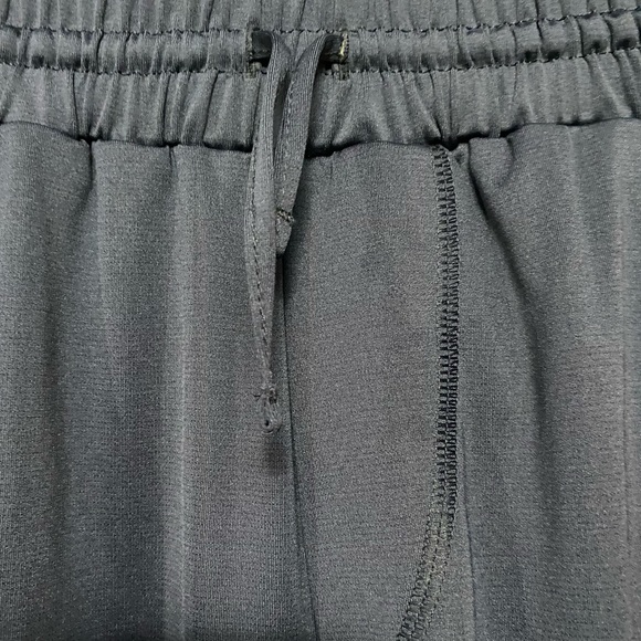 Scrubs - Picture 4 of 5